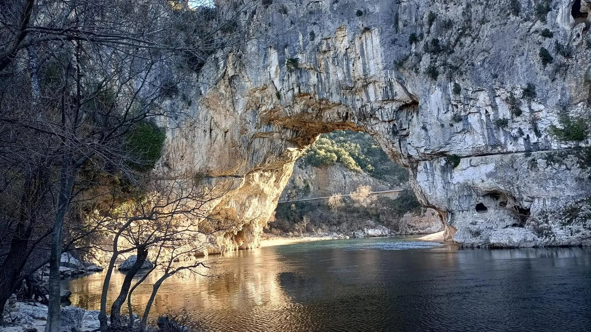 Campsite Sun Camping Sampzon